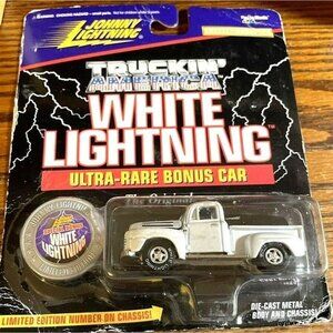 DIE CAST Johnny Lightning Truckin America Gray 1950 Ford F-1 Pickup #326 1/64